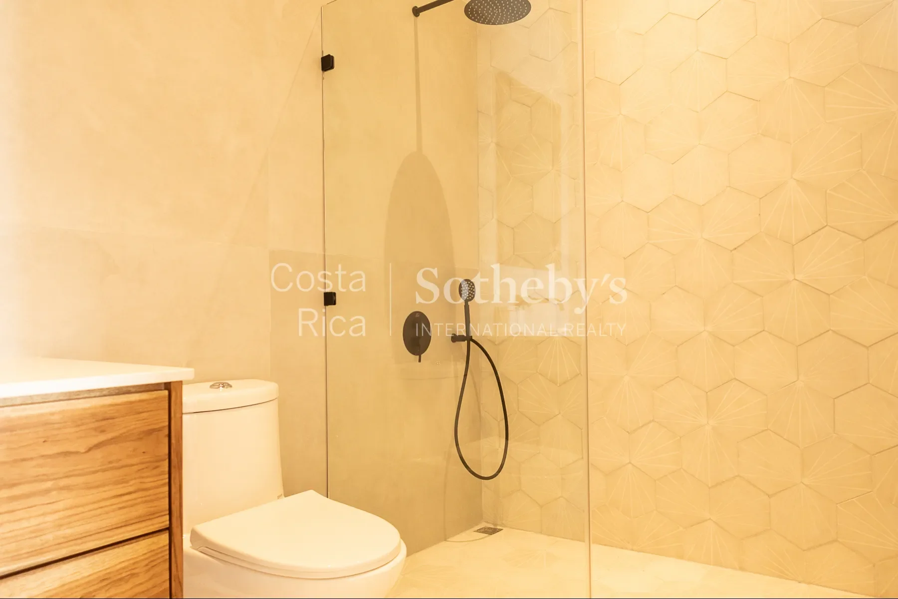 Gallery photo 3