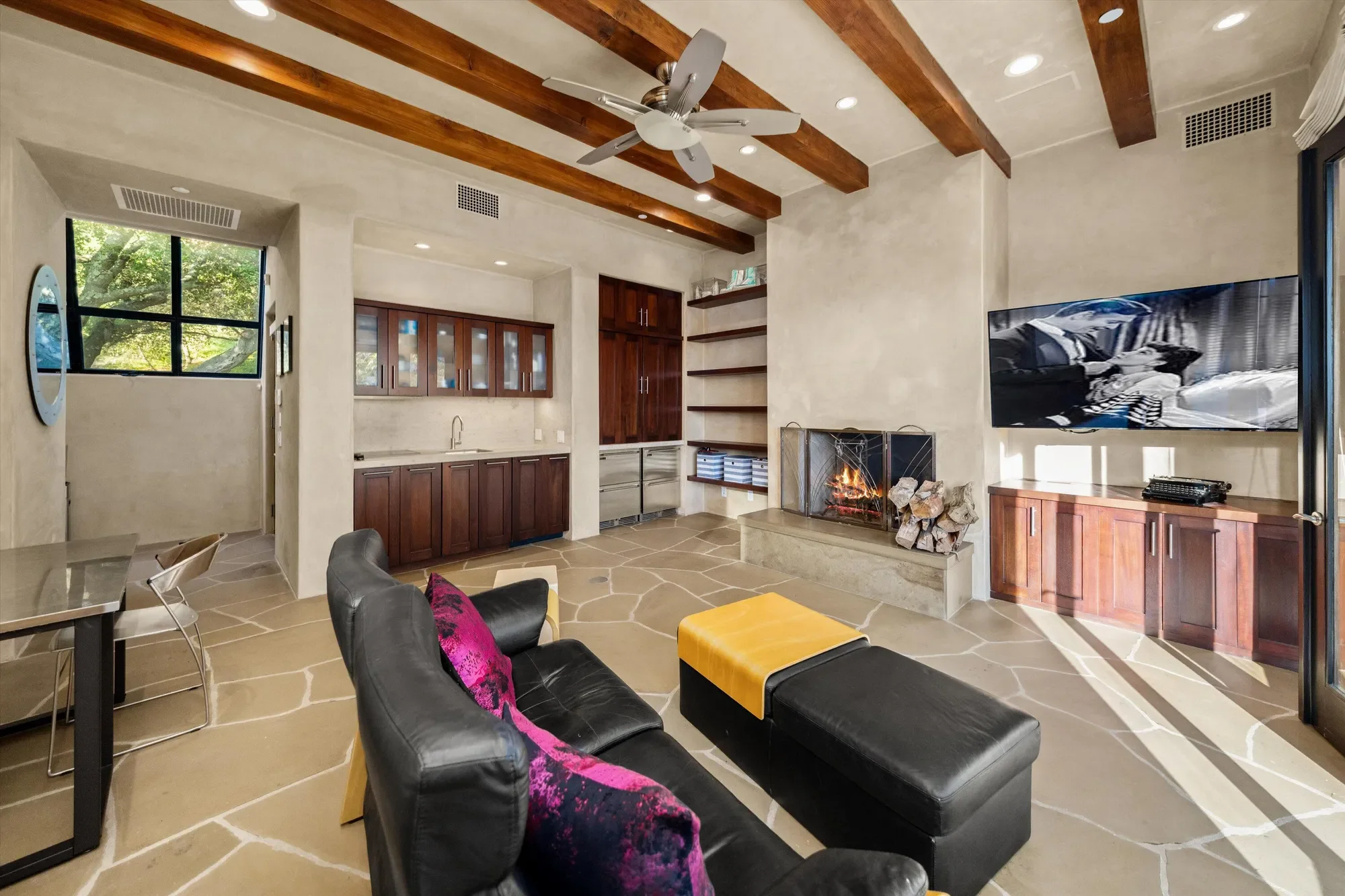 892 Toro Canyon Road, Carpinteria, California, United States. - Photo 8
