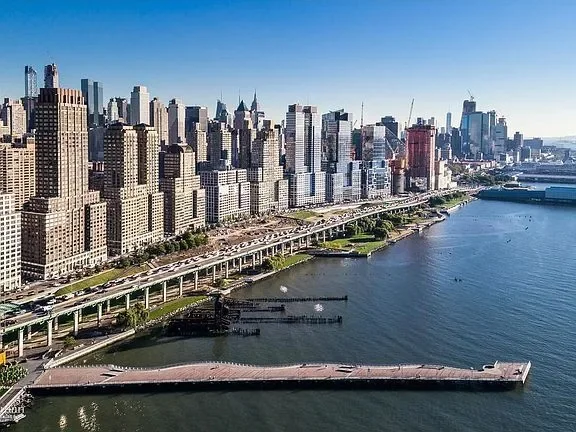 100 Riverside Boulevard                                      #14N, New York, New York, United States. - Photo 18