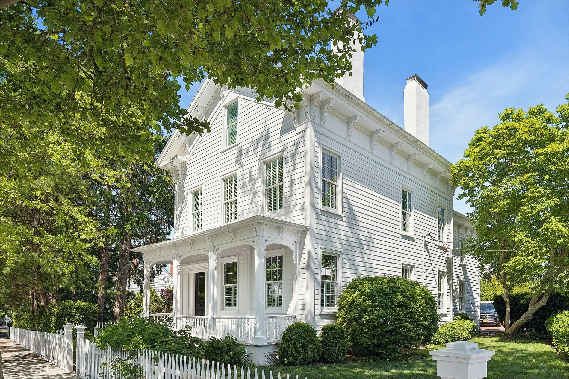 Gallery photo 2
