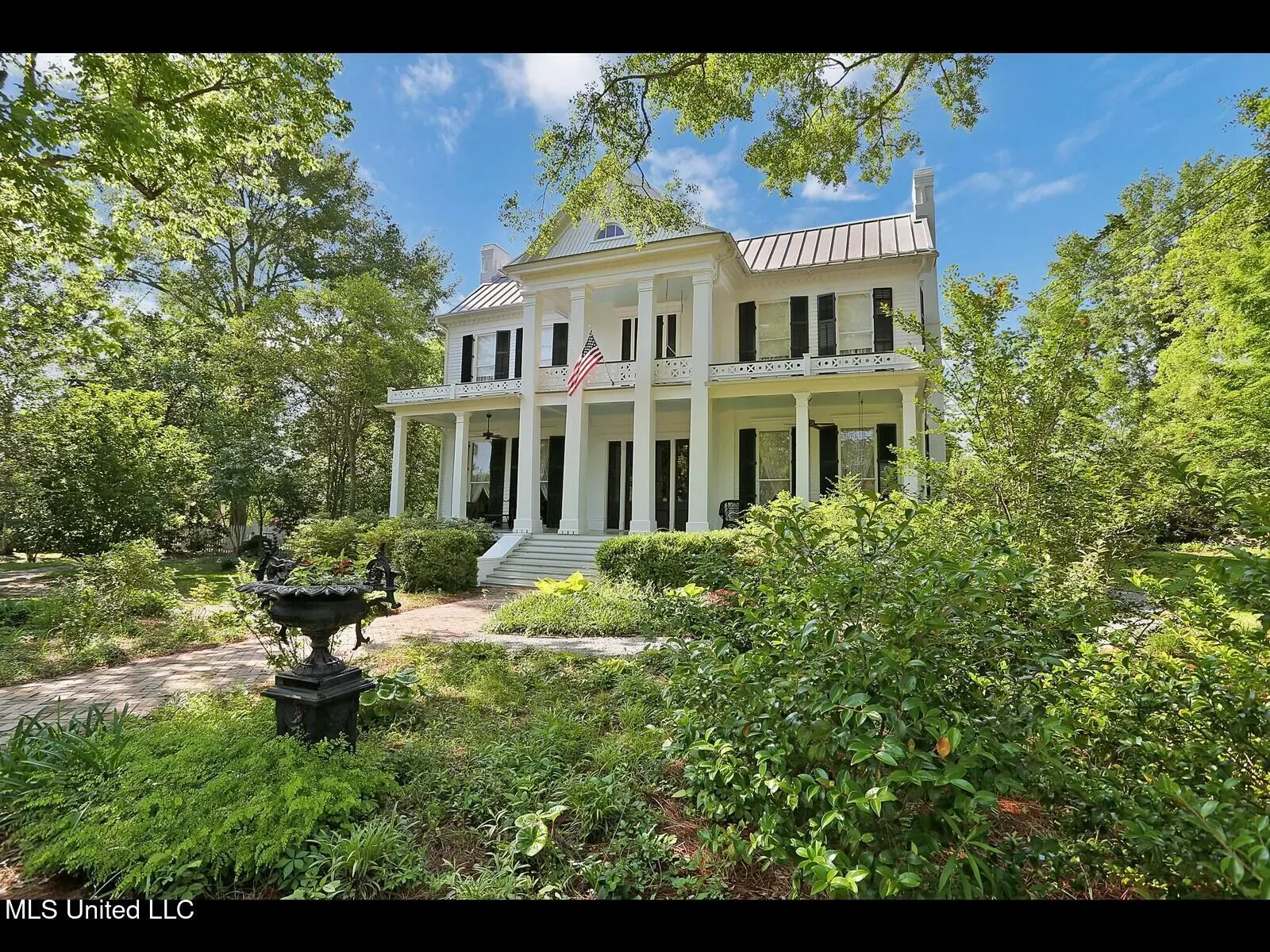 Gallery photo 6
