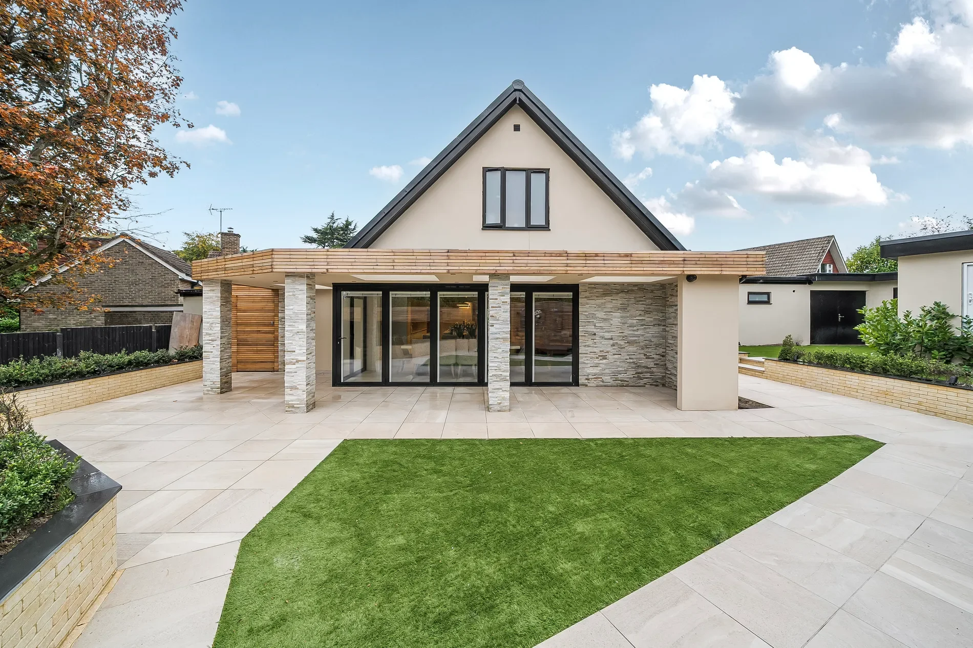 Exterior photo 9