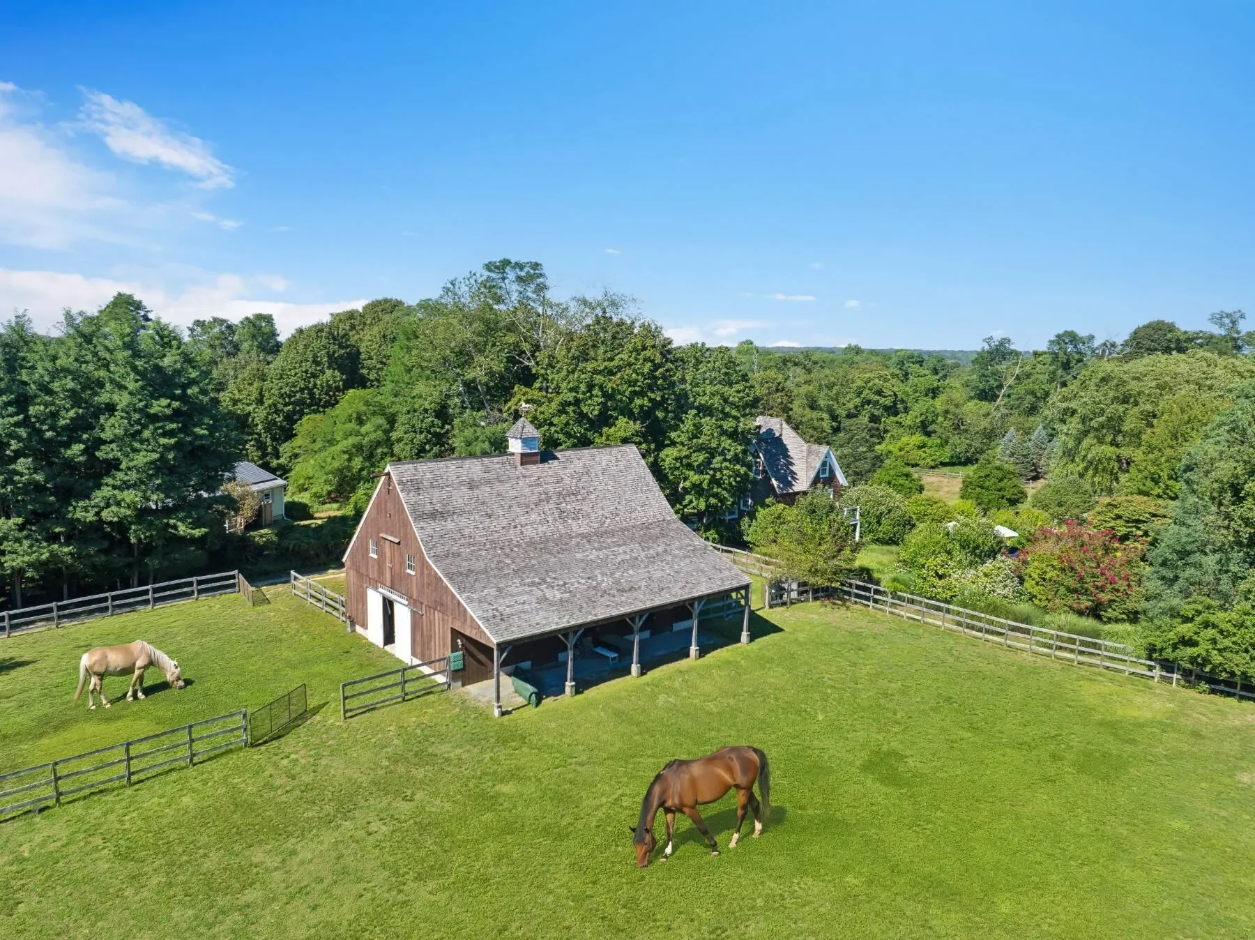 79 North Midway Road, Shelter Island, NY 11964, Shelter Island Heights, New York, United States. - Photo 4
