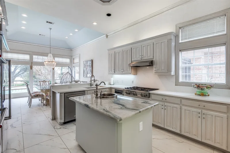 5415 Preston Fairways Circle, Dallas, TX 75252, Dallas, Texas, United States. - Photo 25