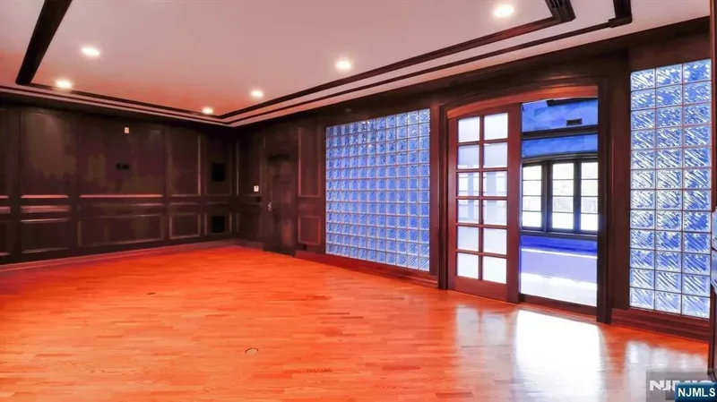64 Stony Ridge Road, Saddle River, NJ 07458, Saddle River, New Jersey, United States. - Photo 17