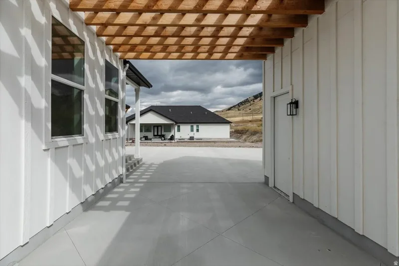1153 E 160 N, Hyde Park, Utah, United States. - Photo 16
