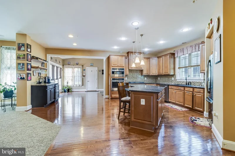 402 Esterville Lane, Upper Marlboro, MD 20774, Kettering, Maryland, United States. - Photo 17