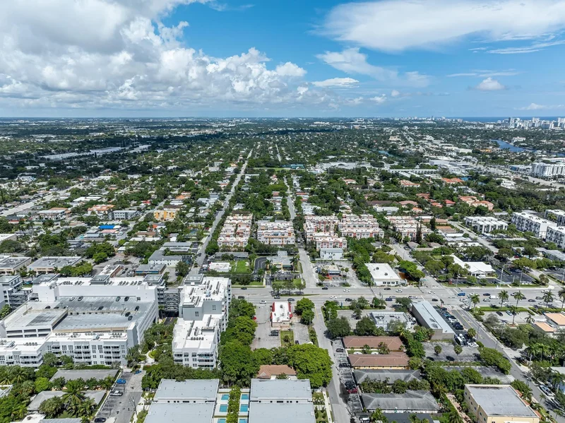 921 NE 17th Ter #A, Fort Lauderdale, FL 33304, Fort Lauderdale, Florida, United States. - Photo 44