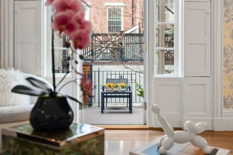 41 Chestnut St, Boston, MA 02108, Boston, Massachusetts, United States. - Photo 11