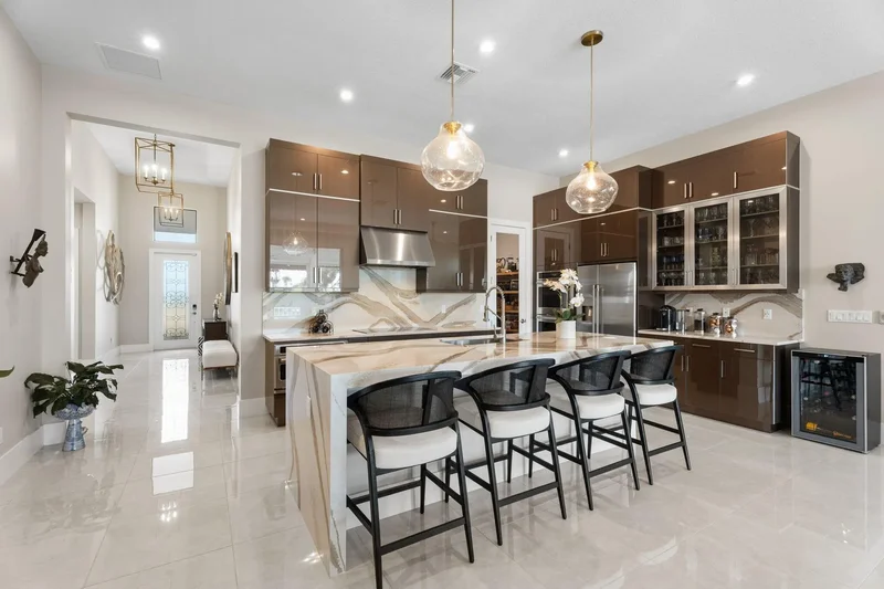 Single Family Residence in Port St Lucie