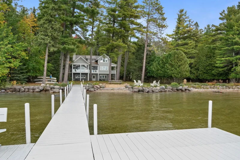 6613 Hillside Avenue, Indian River, MI 49749, Indian River, Michigan, United States. - Photo 55