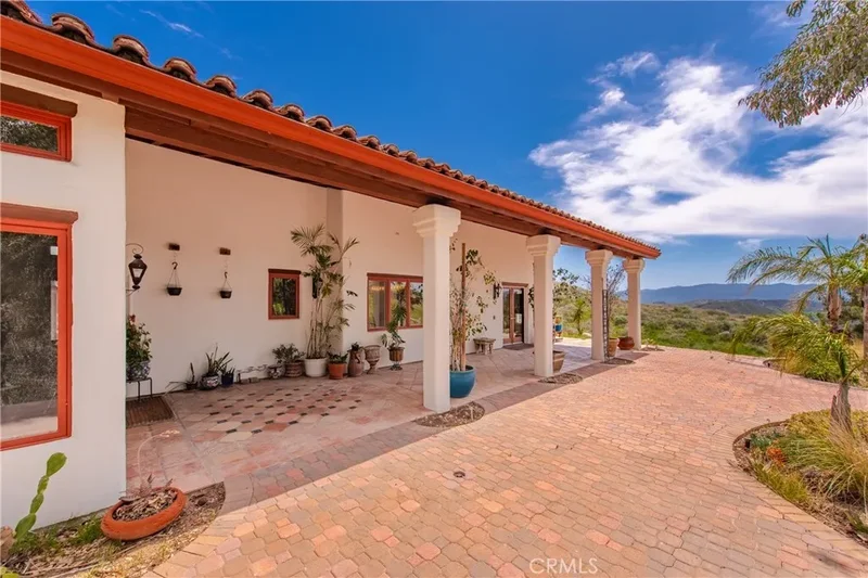 30505 Sloan Canyon Road, Castaic, CA 91384, Castaic, California, United States. - Photo 38