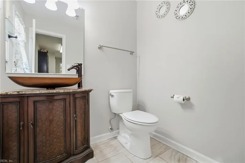 627 Luray Terrace, Chesapeake, VA 23322, Chesapeake, Virginia, United States. - Photo 18