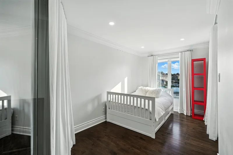3361 Boul. Pie-IX, Laval, Quebec, Canada. - Photo 27