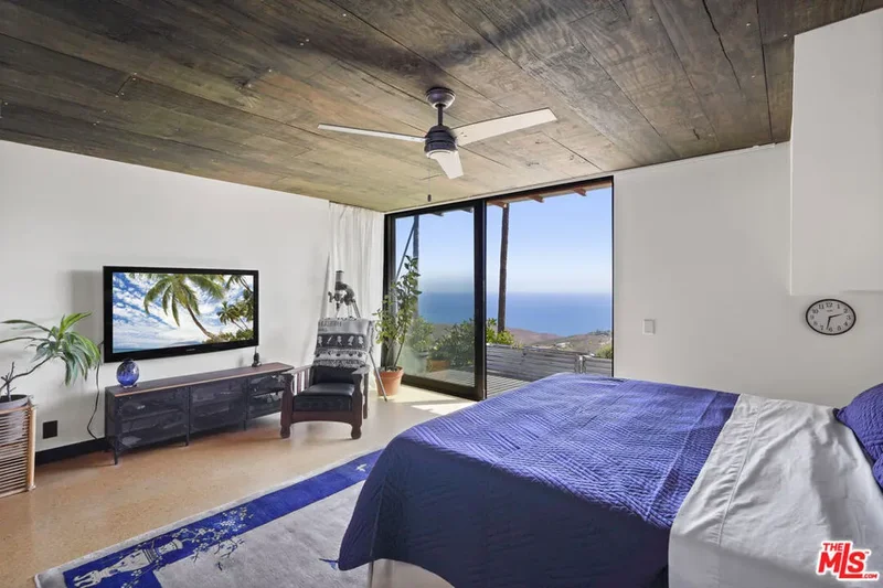 26335 Lockwood Road, Malibu, California, United States. - Photo 17