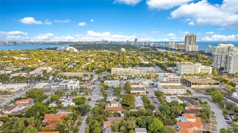 3747 Royal Palm Ave, Miami Beach, Florida, United States. - Photo 33