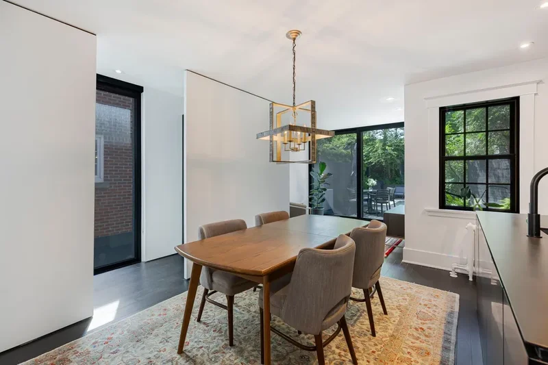 5963 Av. Notre-Dame-de-Grâce, Montréal, Quebec, Canada. - Photo 23