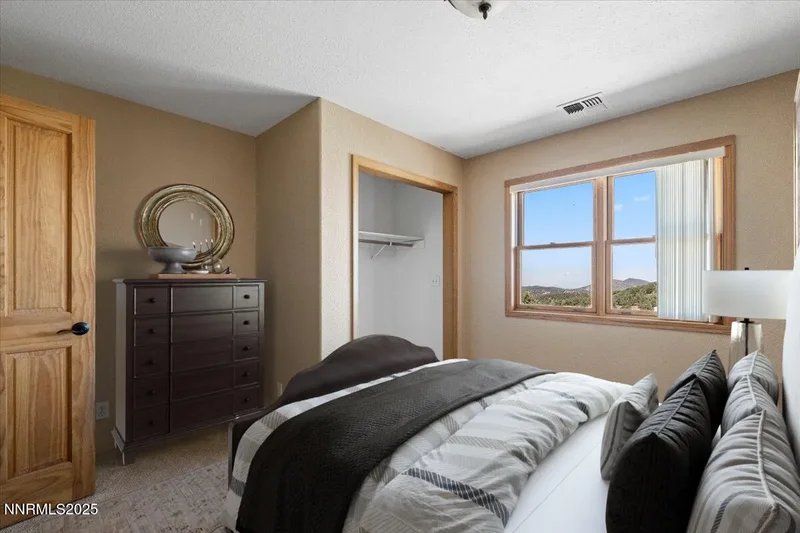 21470 Graves Road, Reno, NV 89521, Reno, Nevada, United States. - Photo 16