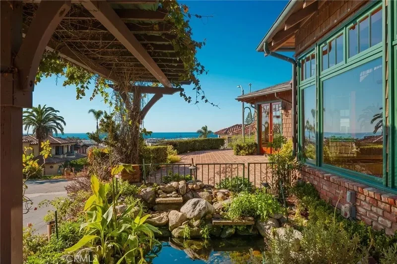 811 6th Street, Manhattan Beach, California, United States. - Photo 6