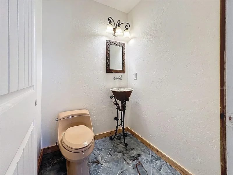 19600 E STATE ROAD 64, Bradenton, Florida, United States. - Photo 27