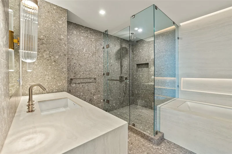 900 N Ocean Blvd. 1604, Hillsboro Beach, Florida, United States. - Photo 19
