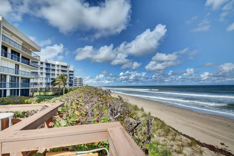 3390 S Ocean Boulevard 305, Palm Beach, Florida, United States. - Photo 40