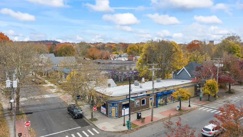 811 Dixwell Avenue, Hamden, CT 06511, New Haven, Connecticut, United States. - Photo 4