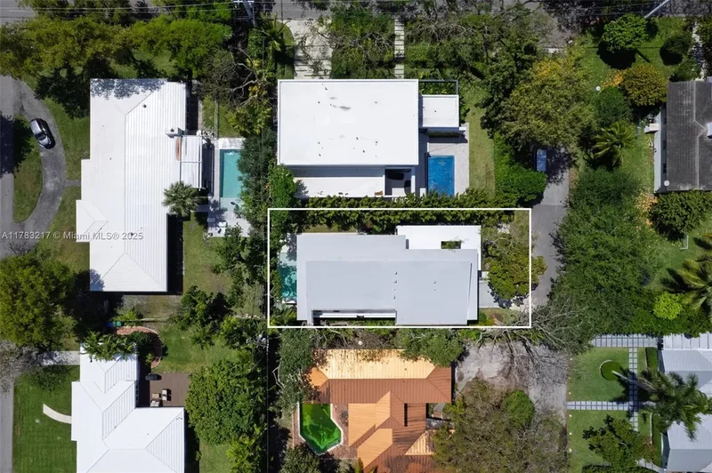 510 NE 52nd St, Miami, Florida, United States. - Photo 44