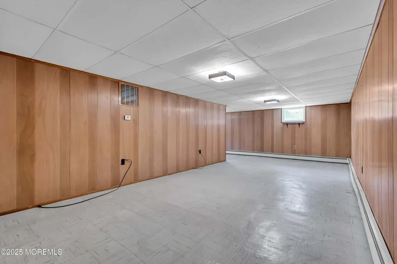 71 Lenox Avenue, Oakhurst, NJ 07755, 07755, New Jersey, United States. - Photo 15