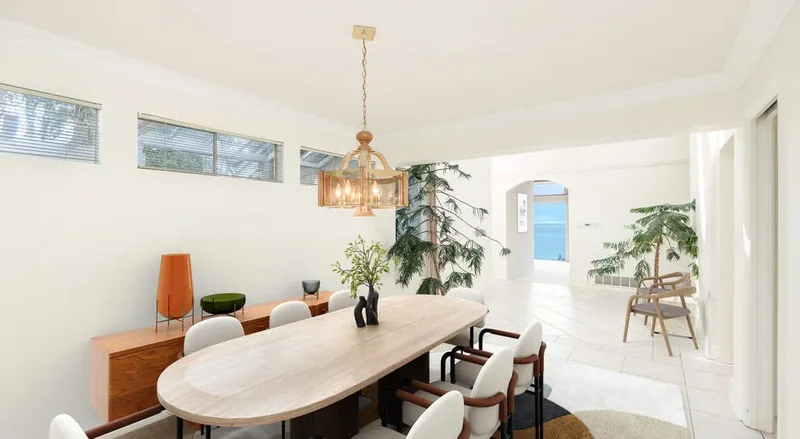 5295 Gulf Pl, West Vancouver, BC V7W 2V9, Canada, West Vancouver, British Columbia, Canada. - Photo 13