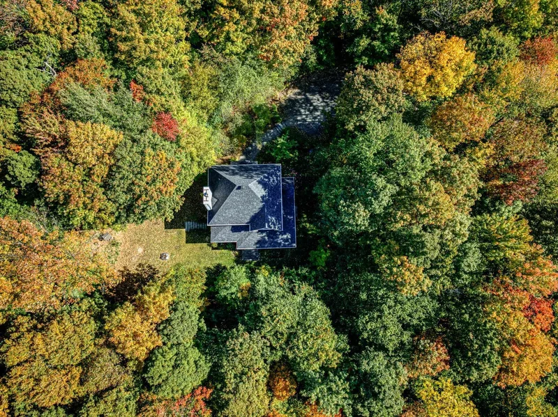 120 Rue des Irlandais, Bromont, Quebec, Canada. - Photo 49