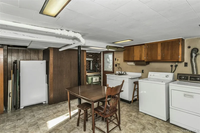 61-22 56th Drive, New York, New York, United States. - Photo 13