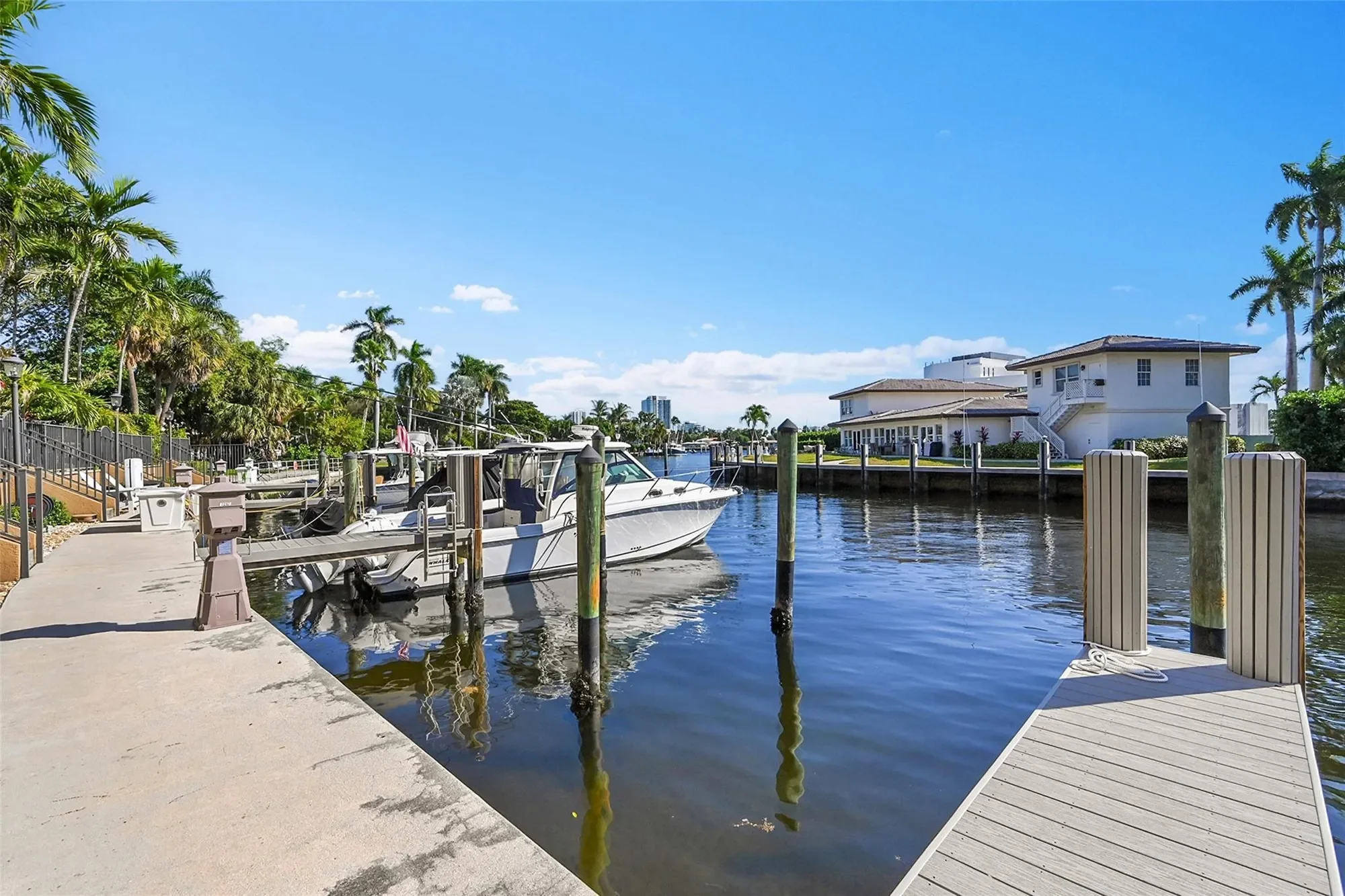2254 SE 7th Street, Hillsboro Beach, Florida, United States. - Photo 34