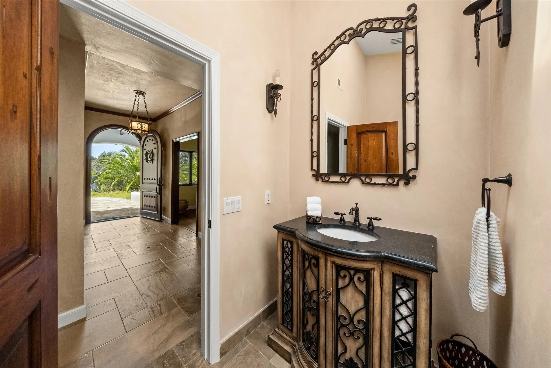 1903 Coyote Circle, Montecito, California, United States. - Photo 11