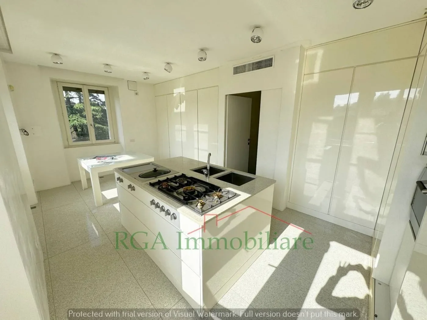 Gallery photo 7