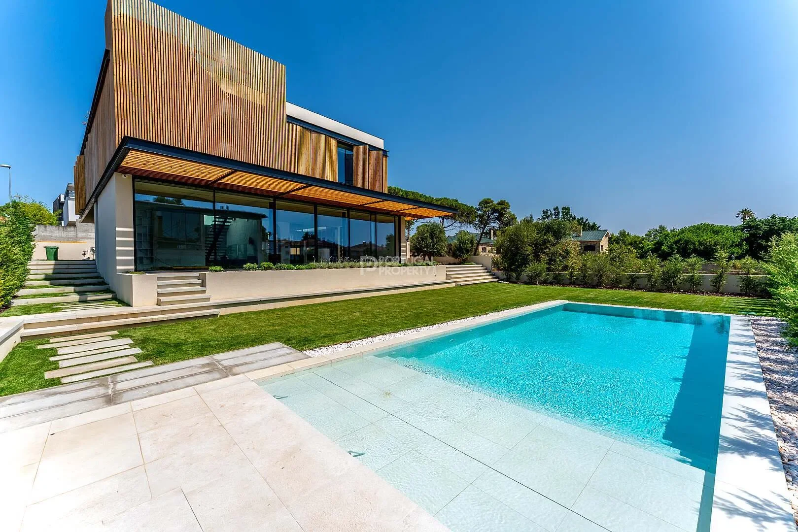 Exterior photo 11