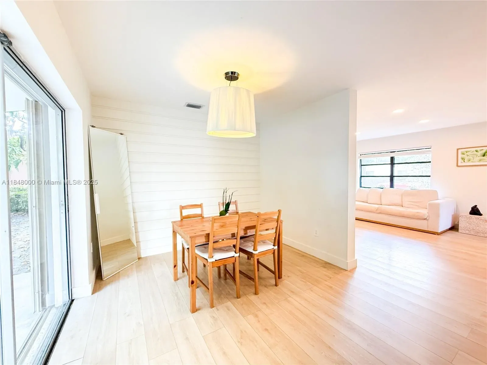 Gallery photo 10
