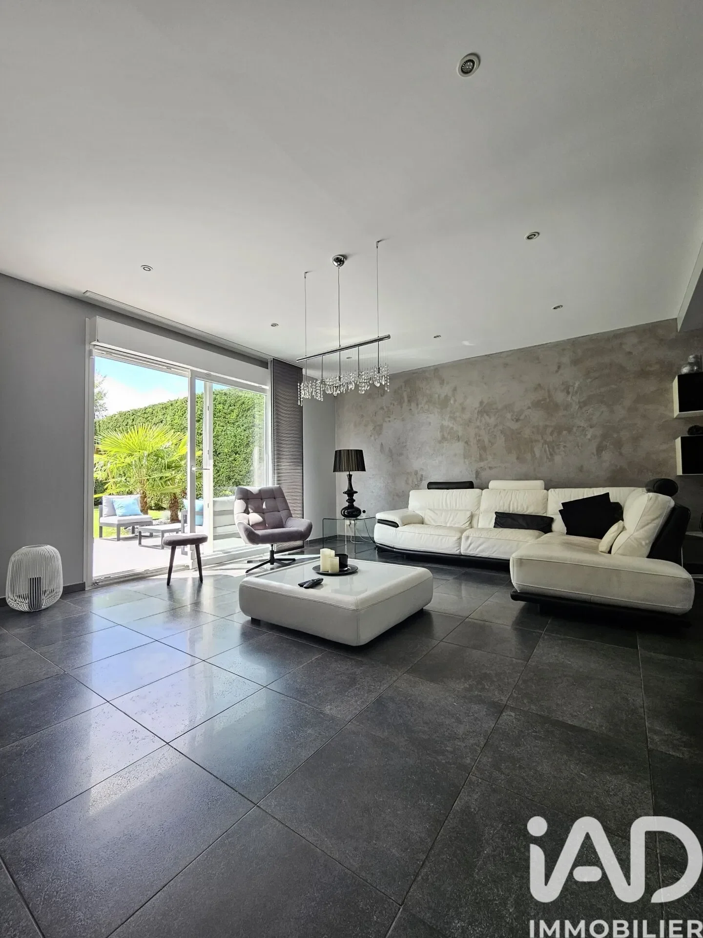 Gallery photo 5