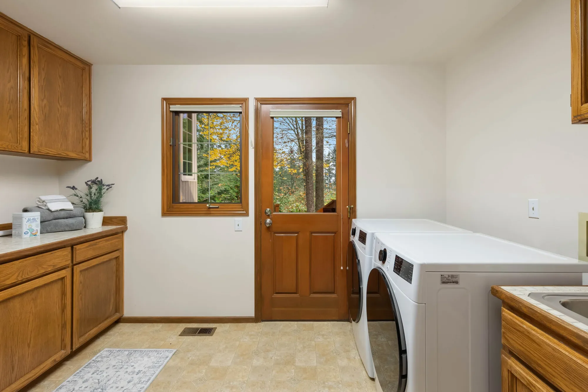 16424 NE 169th Place , Woodinville, WA 98072, Cottage Lake, Washington, United States. - Photo 30