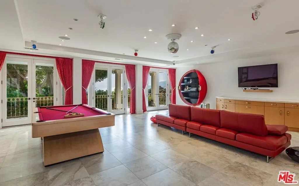 6051 Philip Avenue, Malibu, California, United States. - Photo 26