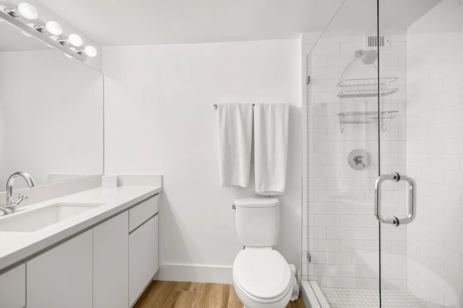 2301 Collins Ave 838, Miami Beach, Florida, United States. - Photo 10