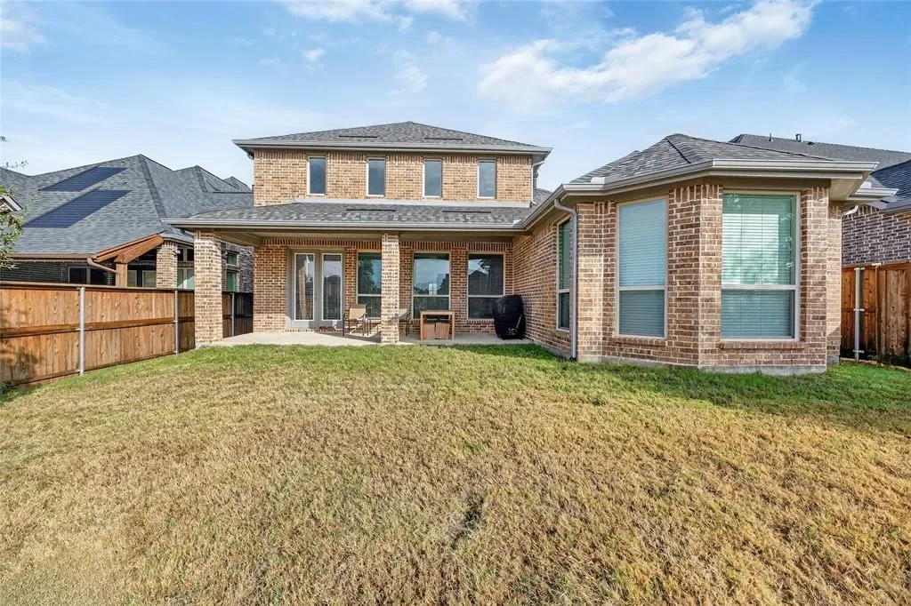 704 Corner Post Path, Prosper, Texas, United States. - Photo 37