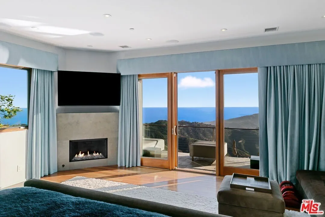 301 Loma Metisse Rd, Malibu, CA, 90265, USA, Malibu, California, United States. - Photo 23
