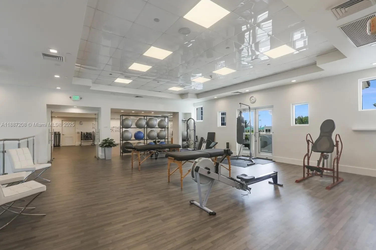 4779 Collins Ave 506, Miami Beach, Florida, United States. - Photo 37