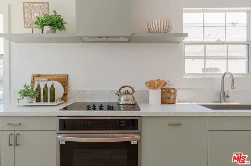 1826 W 78th Street, Los Angeles, California, United States. - Photo 18