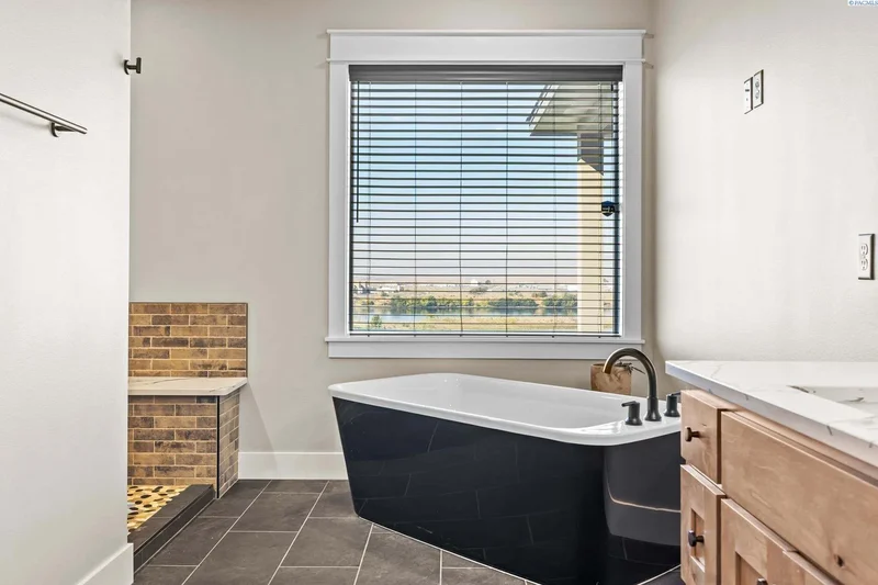 113 Columbia Bluff Lane, Pasco, WA 99301, Pasco, Washington, United States. - Photo 34