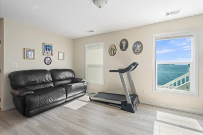 Thumbnail 53
