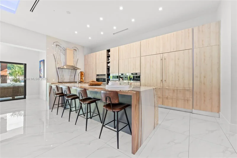 Single Family Residence in Miami