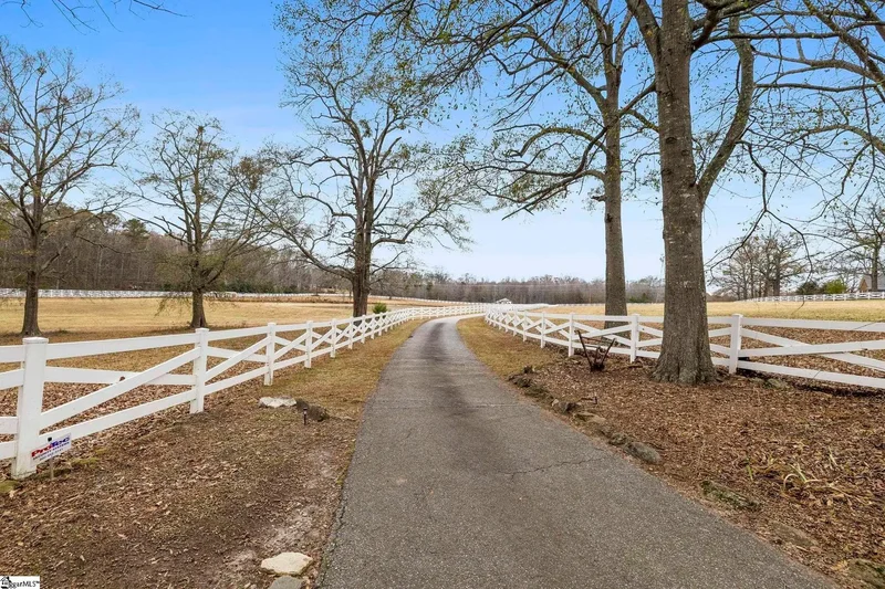 390 Blakely Avenue, Piedmont, SC 29673, Piedmont, South Carolina, United States. - Photo 4