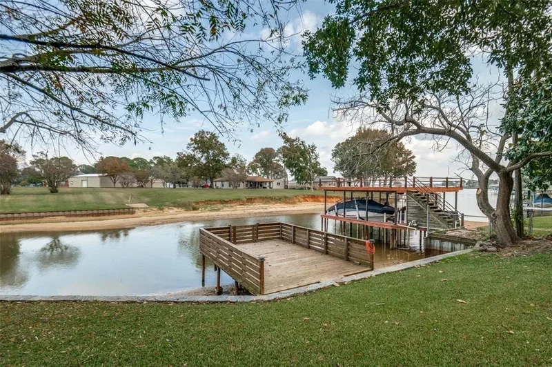107 Slaughter Ranch Road, Trinidad, Texas, United States. - Photo 2